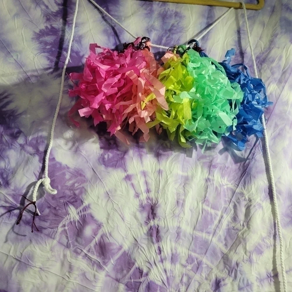 NEW Handmade 5 Color Tissue Paper Tassel Garland Multicolored Size Is 7 Feet